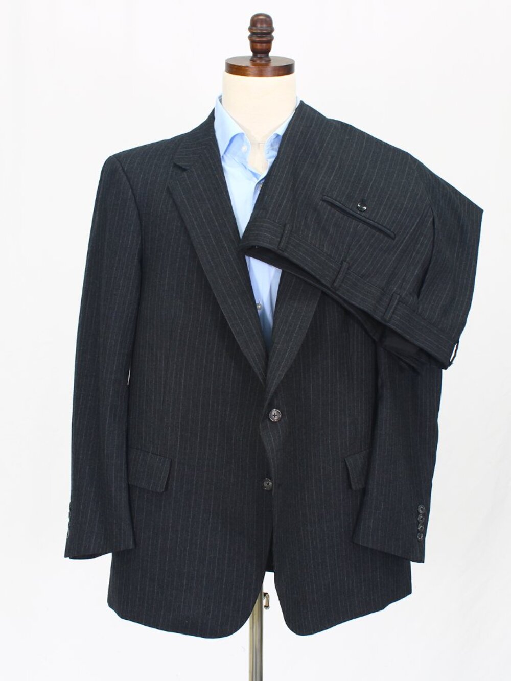 Vintage Hart Schaffner Marx 46R 42x28 Gray Full Suit 2-Button Stripe R723